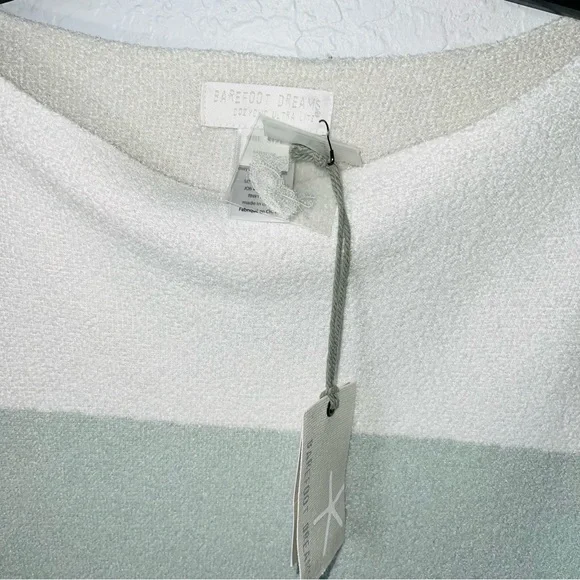 Barefoot Dreams Cozychic Ultra Lite Ocean Breeze Poncho Pastel Colors NWT - Picture 4 of 7